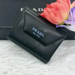 希少/美品✨プラダ 三つ折り財布 レザー バイカラー ブラック ライトブルー