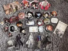 文豪ストレイドッグス　アクスタ　缶バッチ　キーホルダー