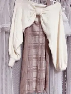 LIP SERVICE リボンフェザーアンサンブルニットワンピース