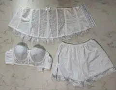 セモアブライダル　ブライダルインナーE75/76 エレガントBセット