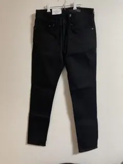 新品　H&M メンズ　ブラックデニム　32/30のサムネイル