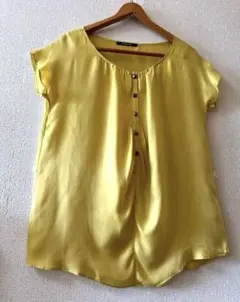 美品★高級素材キュプラ100%シルクの様な光沢&しなやかさ、チュニック ブラウスのサムネイル