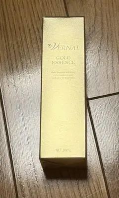 Vernal GOLD ESSENCE 美容液 30mLのサムネイル
