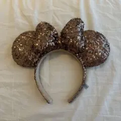 ミニーちゃん　スパンコールカチューシャ　ブラウン