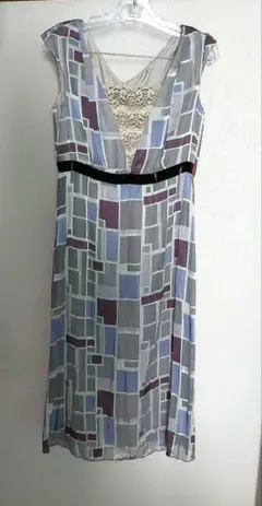 【新品タグ付】ポールスチュアート⭐セミフォーマルワンピース(８)