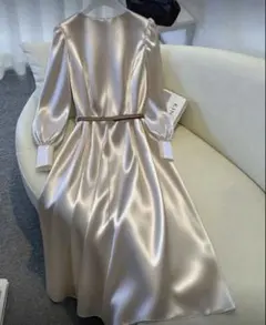 サテン ワンピース