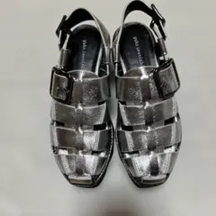 新品未使用★yuko imanishi+ グルカサンダル シルバー 36のサムネイル