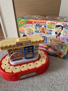 【おまけ付き】お皿を入れてルーレット　にぎって！アンパンマン回転ずしDX