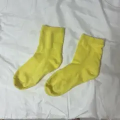 黄色　靴下