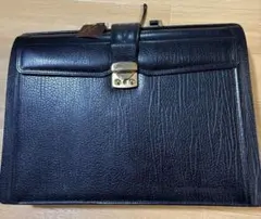 未使用　ACE 牛革　レザーダレスバッグ　ブラック　日本製　ゴールドバックルA4