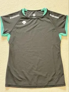DESCENTE バレーボール半袖シャツ