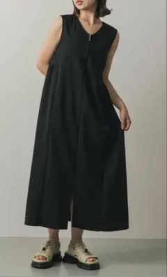 【SENSE OF PLACE】ZIPVネックカットワンピース.M.