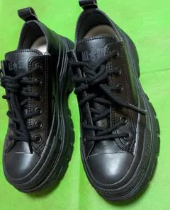 コンバース好きの方！ オールスター トレックウェーブ レザー厚底24cm試着のみ