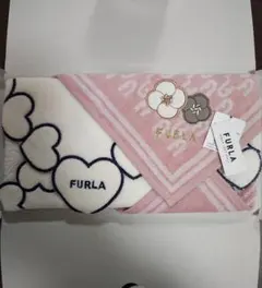 sale!!!新品未使用FURLA ハートと花の刺繍タオルハンカチ