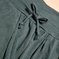 未使用　adidas アディダスショートパンツ　 Ⅼ