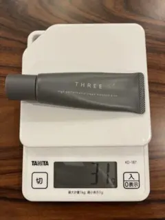 THREEスリー　日焼け止め・下地・ファンデのサムネイル