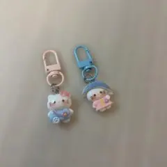 ハローキティ キーホルダー 2個セット　ガチャガチャ