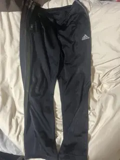 adidas トラックジャージパンツ