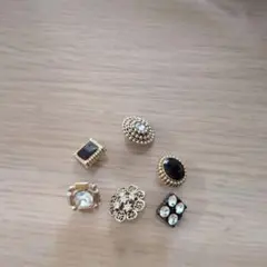 装飾的な金属製ボタン6個セット