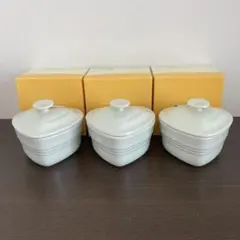 LE CREUSET ラムカン・ダムール　ハート型食器 3個セット　希少カラーのサムネイル