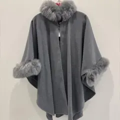 グレー ファー付き ケープコート