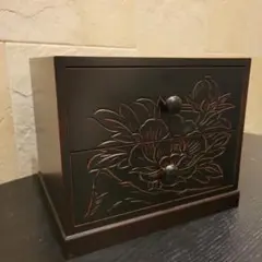 日光彫　二段　引き出し　小物入れ　小箪笥　牡丹