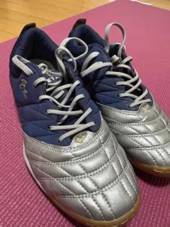 フットサルシューズ