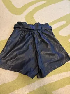 レザーパンツ ショートパンツ