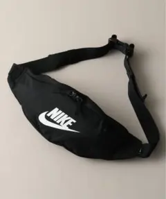 NIKE ウエストバッグ ボディバッグ ブラックのサムネイル