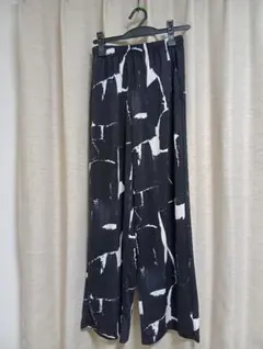UVスラブストレートパンツ 総柄 M