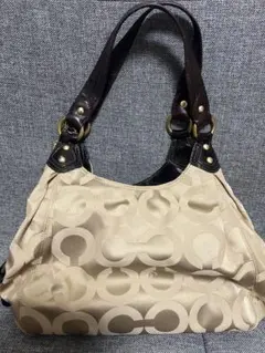 COACH シグネチャー ショルダーバッグ ベージュ