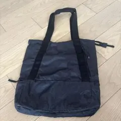 Lululemon（ルルレモン）ブラック軽量トートバッグのサムネイル
