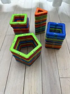 マグフォーマー　ボーネルンド　知育玩具　お受験にも