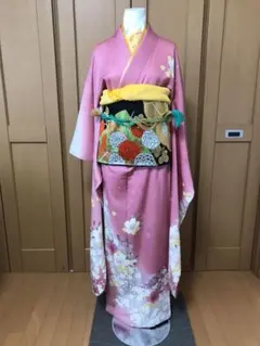 【人気のピンクで大人可愛く】正絹 振袖 8点セット