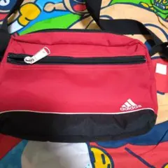 adidas ショルダーバッグ レッド/ブラック
