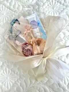 コスメブーケ【JILLSTUART】豪華4点｜誕生日/結婚式/ギフト