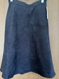 新品‼︎タグ付き‼︎人気‼︎GU‼︎スエードタッチフレアミディスカート ネイビー　XL