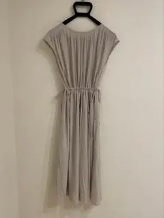 NATURAL BEAUTY BASIC ノースリーブ　ワンピース