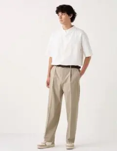 UNIQLO タックワイドパンツ　Sサイズ