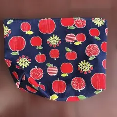 リンゴ柄ハンドメイドポーチ