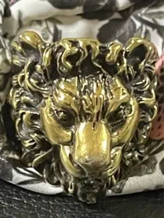 GUCCI／グッチ　ライオンヘッドリング