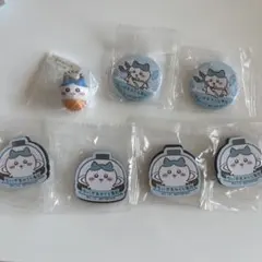 ちいかわ　くら寿司　ハチワレ　フィギュア　マグネット　缶バッジ