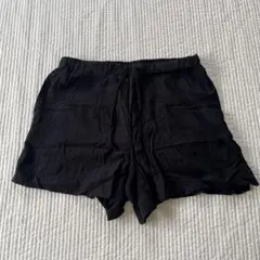 エイチアンドエム　Sサイズ　レディース　 黒いショートパンツ ウエスト紐付き