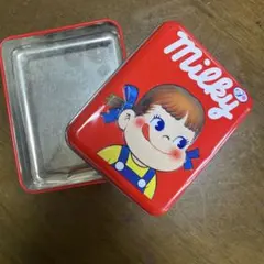 不二家ミルキー 60周年記念アソート缶 ペコちゃん - メルカリ