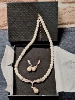 レディース　ブライダル　アクセサリー　パール ネックレス&ピアスのセット