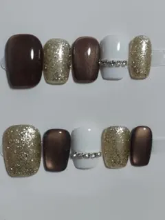 A2ブラウンホワイトゴールドネイルチップ10個セットSサイズ