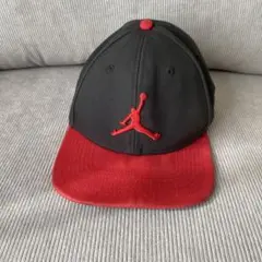 Jordan ジャンプマンロゴキャップ 黒/赤