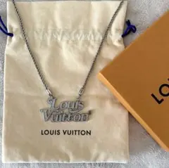 極美品　ルイヴィトンLouiVuitton コリエスクエアードLVストラスのサムネイル