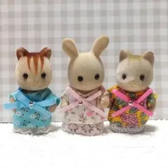 シルバニア　赤ちゃんワンピース　花柄３色セット1