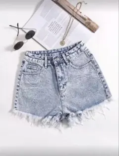 【美品】SHEIN ライトウォッシュ デニムショートパンツ